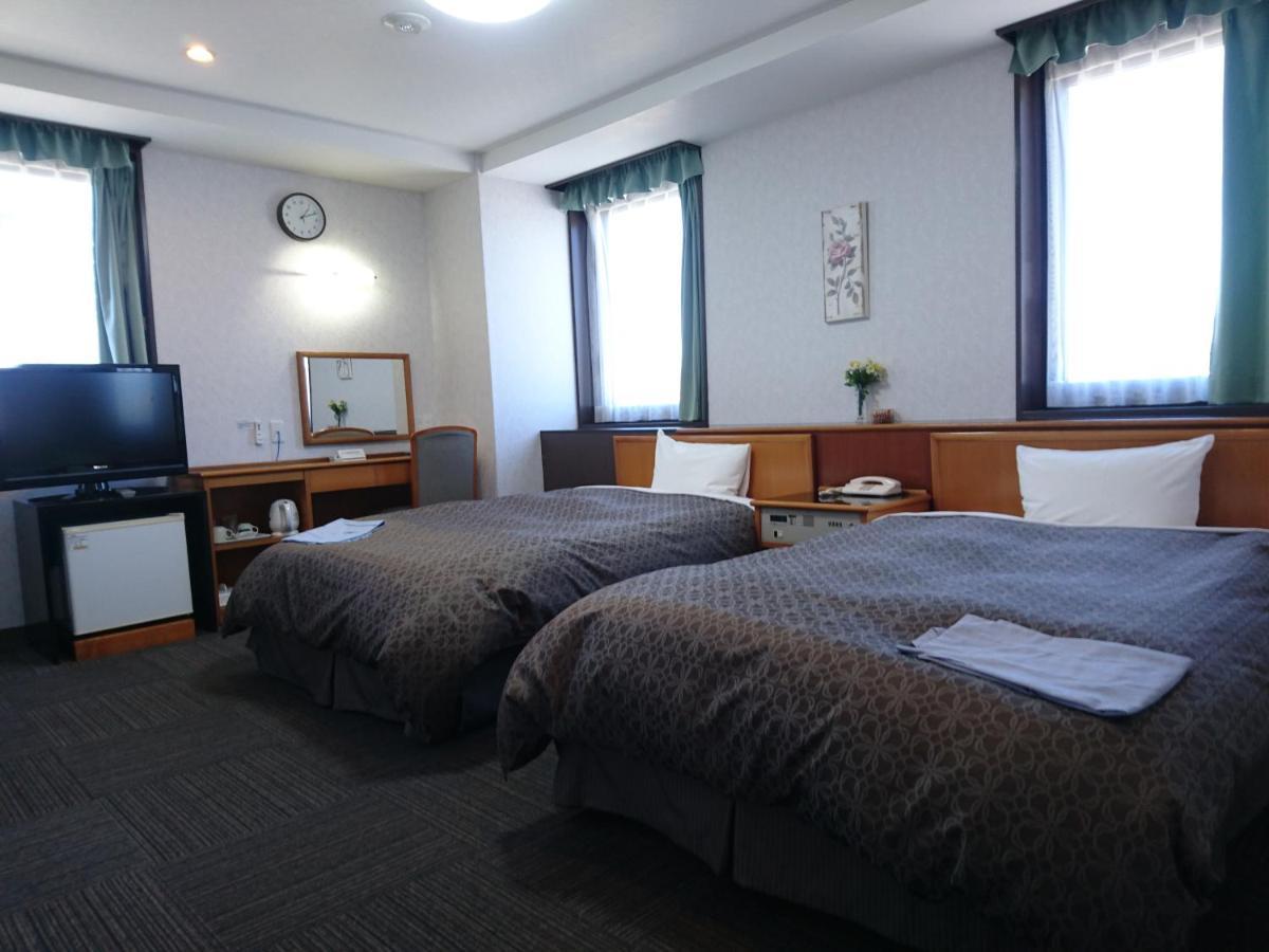 Terminal Hotel Matsuyama Matsuyama  Bagian luar foto