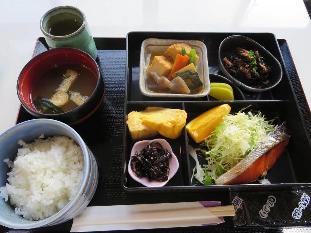 Terminal Hotel Matsuyama Matsuyama  Bagian luar foto